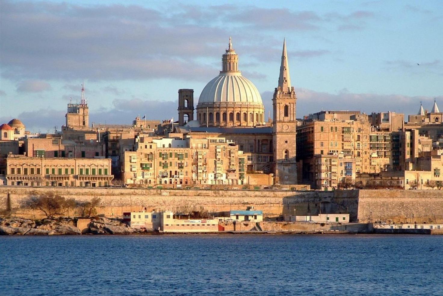 Apartment Idyllic With Valletta And Harbour Views Sliema
