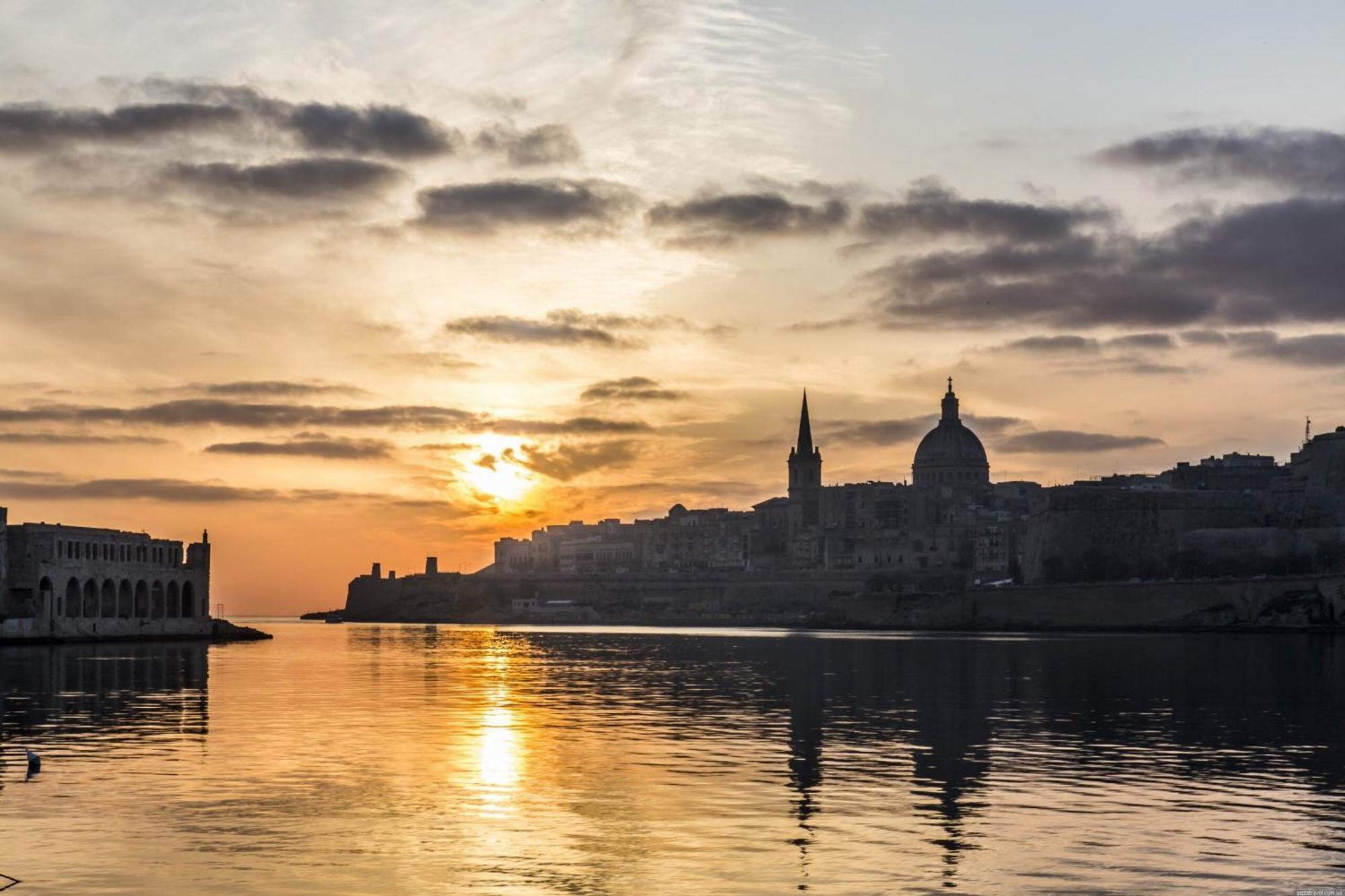 Idyllic With Valletta And Harbour Views Apartment *