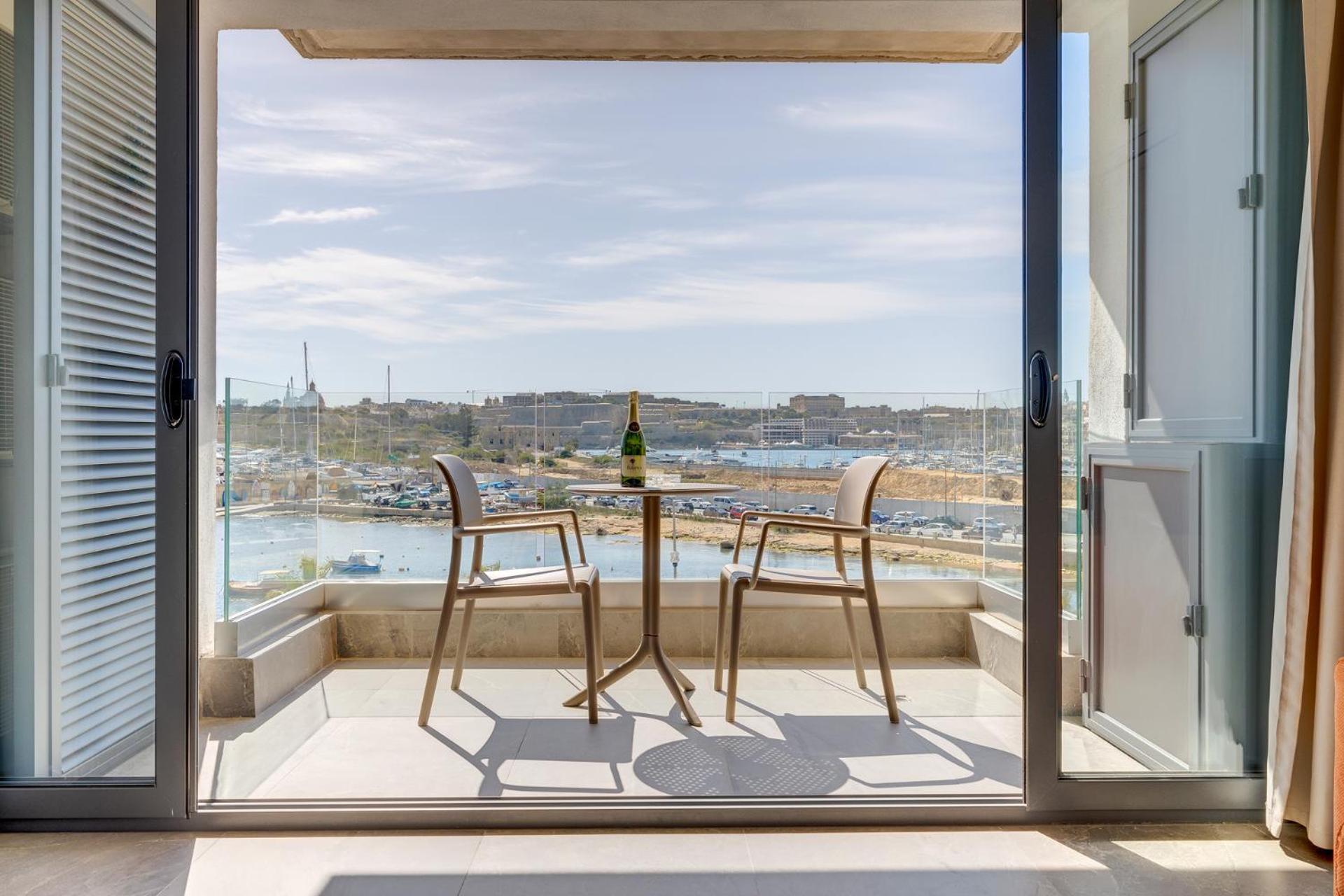 Idyllic With Valletta And Harbour Views Apartment *